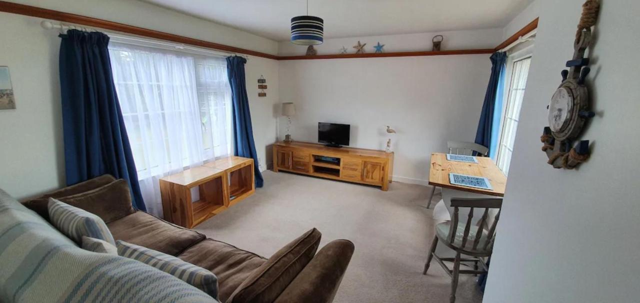 Beautiful 1 Bedroom Cottage With Courtyard. Deal Exterior photo